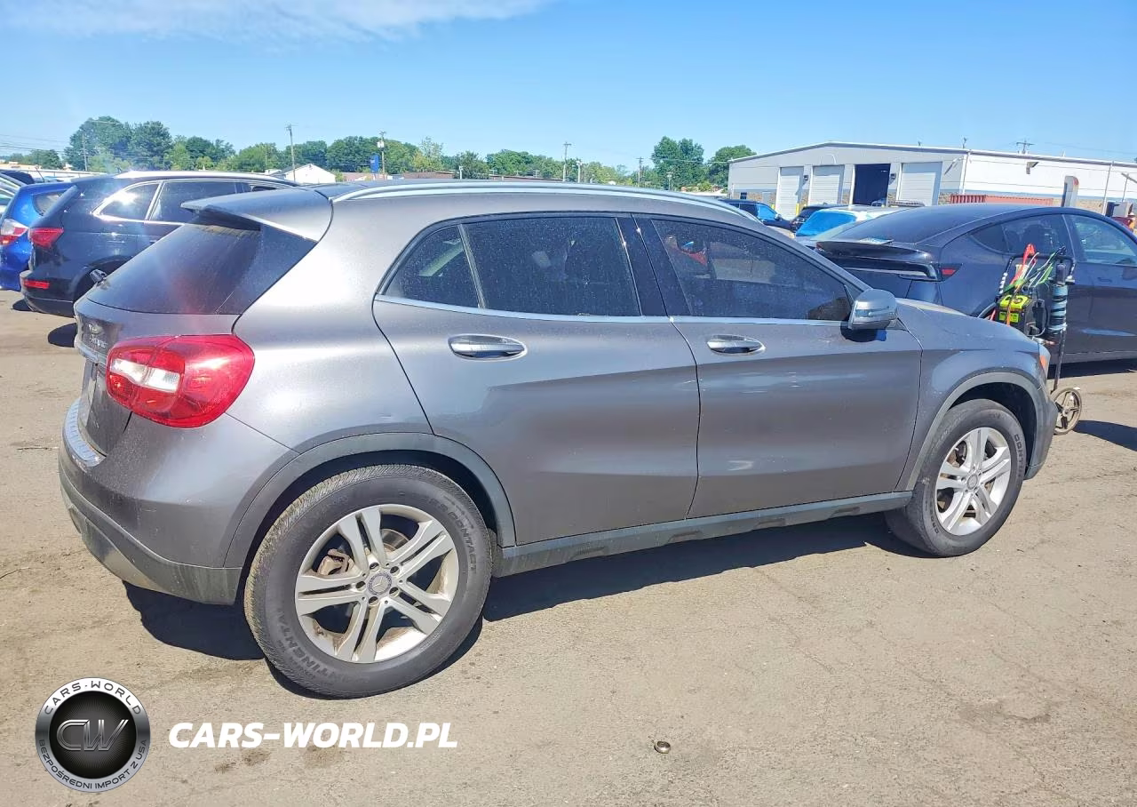2018 Mercedes-Benz Gla 250 4Matic VIN:WDCTG4GB4JJ373720 - 3