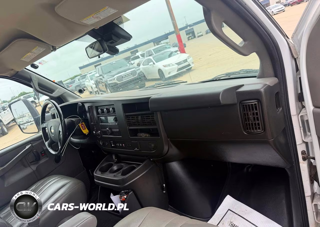2020 Chevrolet Express G3500 VIN:1GB3GSCG1L1140297 - 9