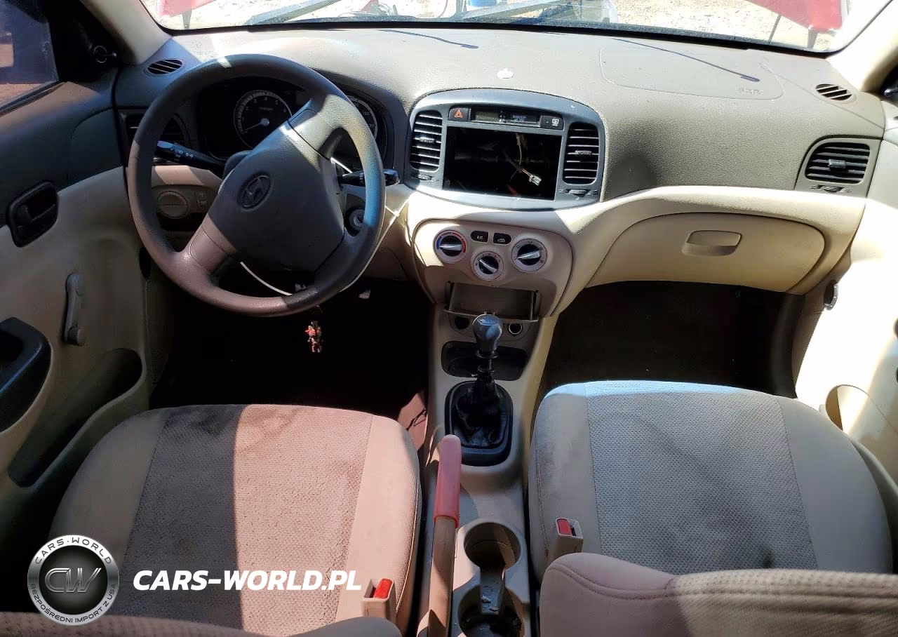 2009 Hyundai Accent Gls VIN:KMHCN46C19U286871 - 8