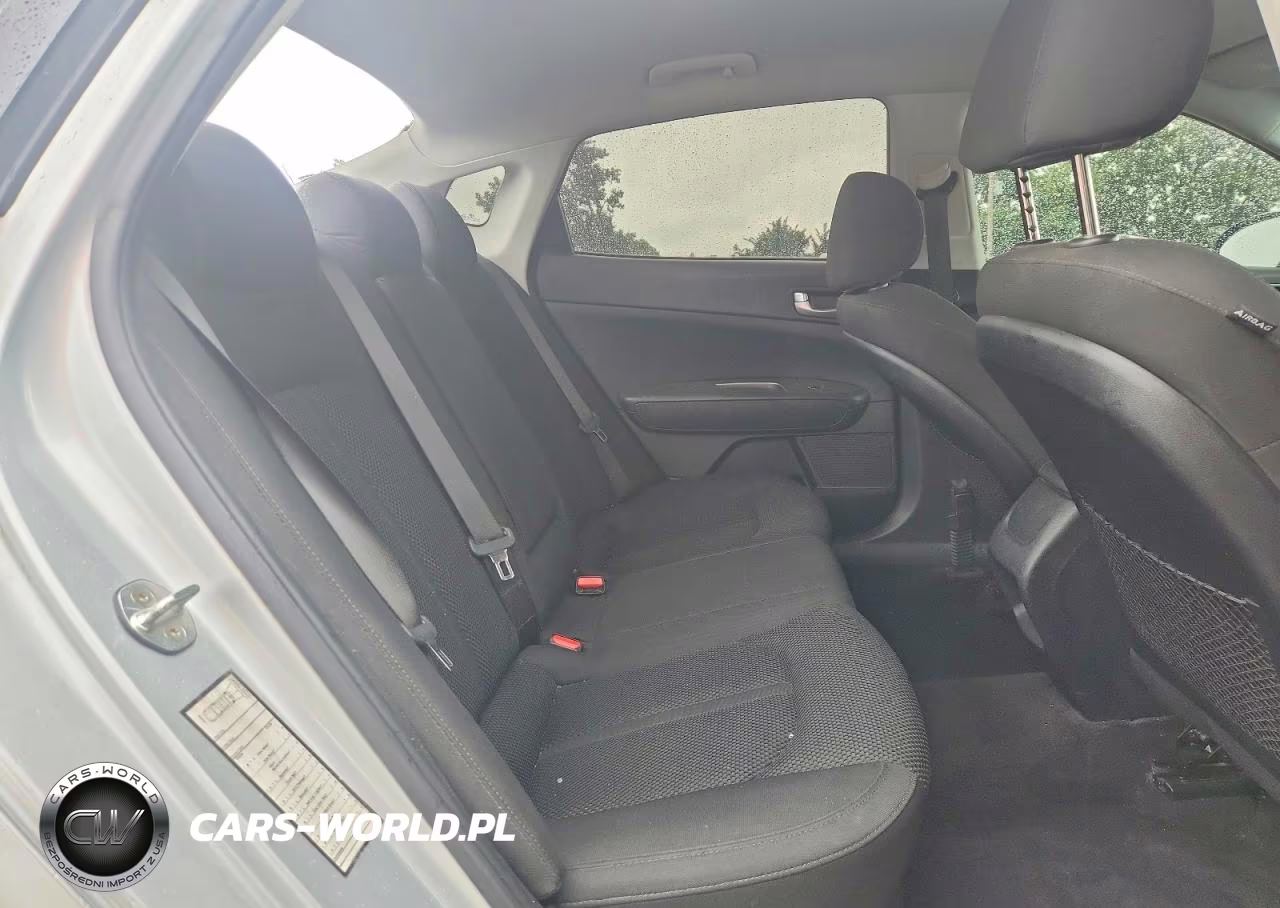 2019 Kia Optima Lx VIN:5XXGT4L33KG292845 - 10