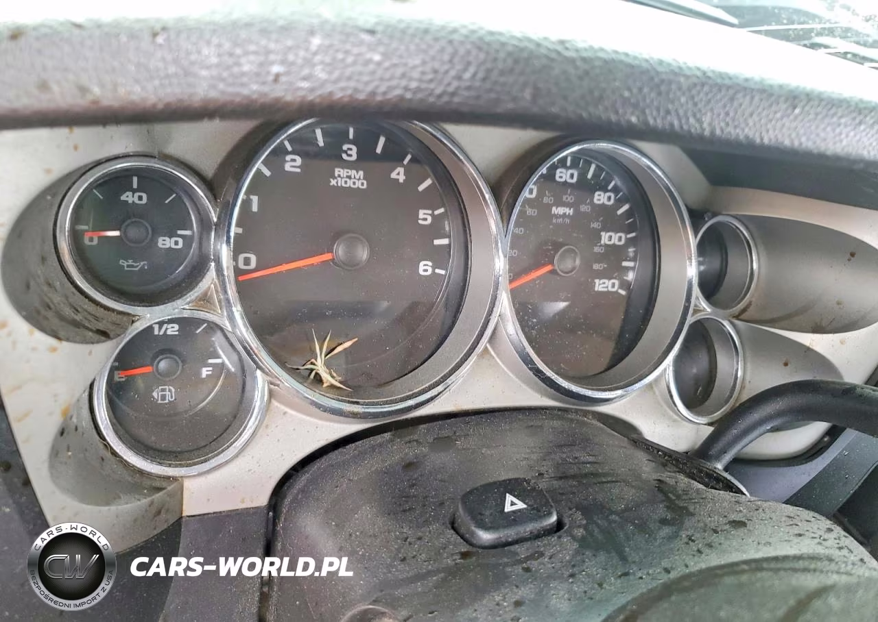 2008 Chevrolet Silverado C1500 VIN:2GCEC19J781131585 - 9