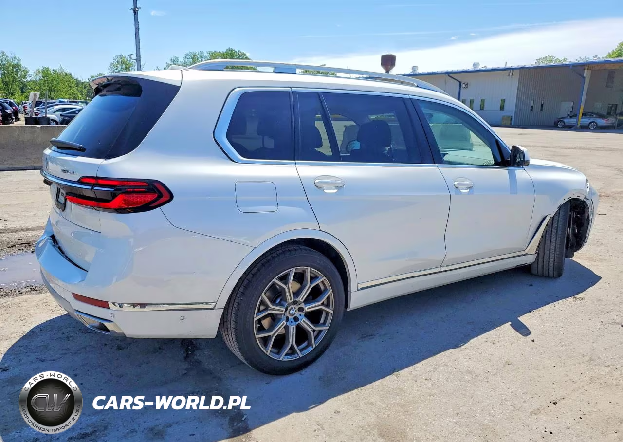 2025 BMW X7 xDrive40I VIN:5UX23EM07S9Z65653 - 3