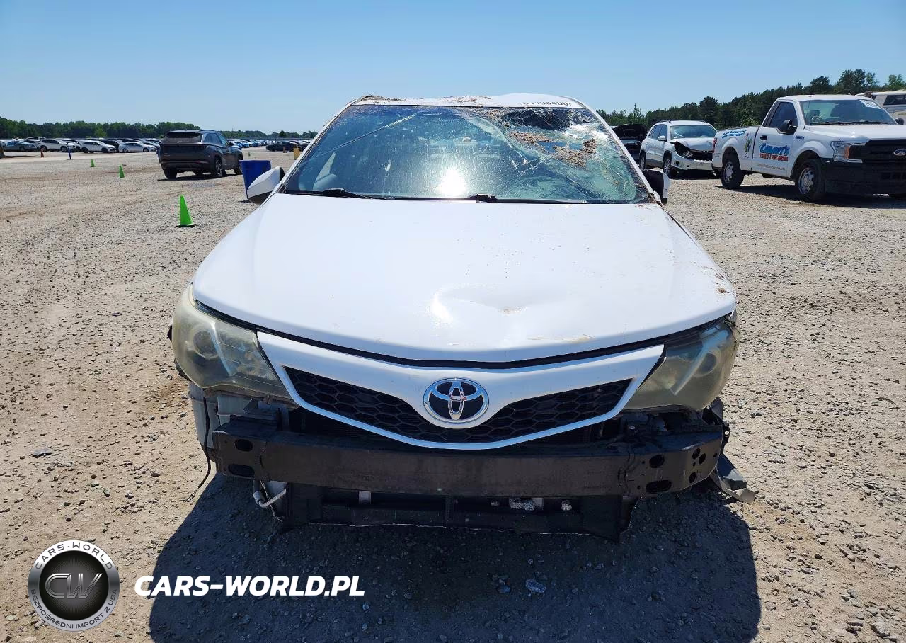 2014 Toyota Camry Se VIN:4T1BF1FK4EU395379 - 5