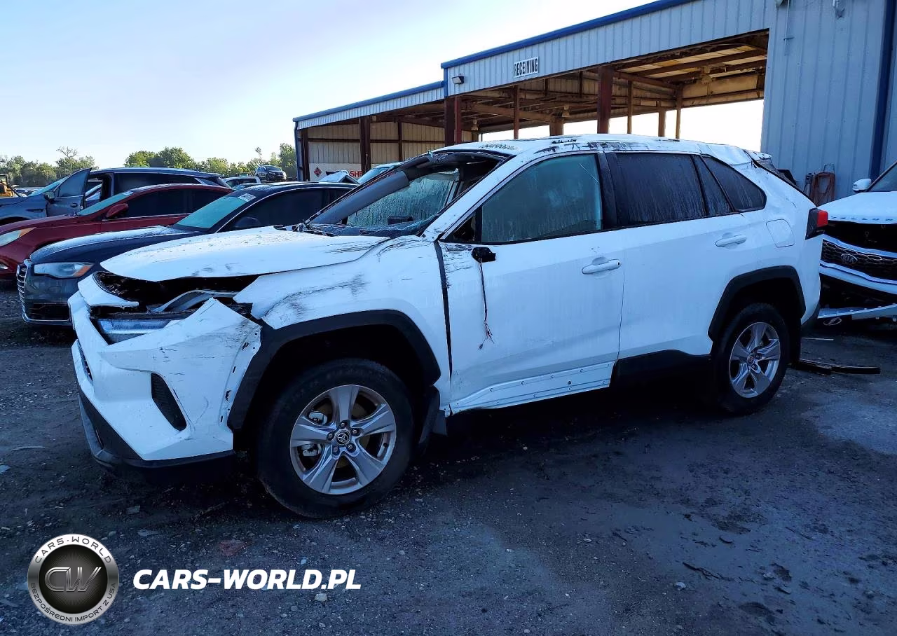 2025 Toyota Rav4 Xle – zdjęcie 1 z 13