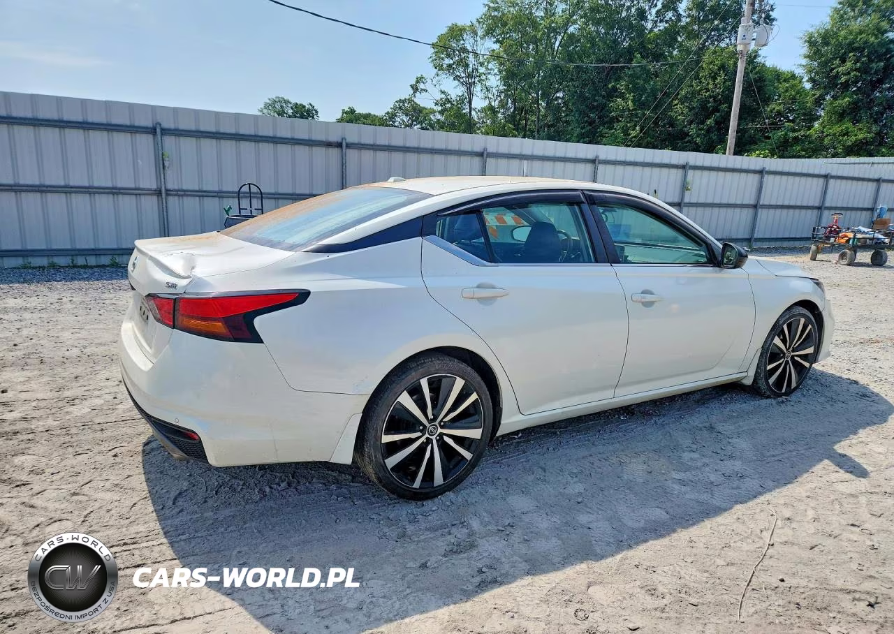 2020 Nissan Altima Sr VIN:1N4BL4CV6LC185517 - 3