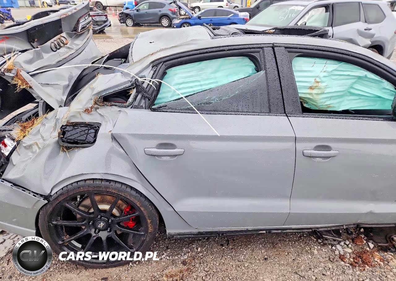 2020 Audi Rs3 VIN:WUABWGFF8LA901968 - 10