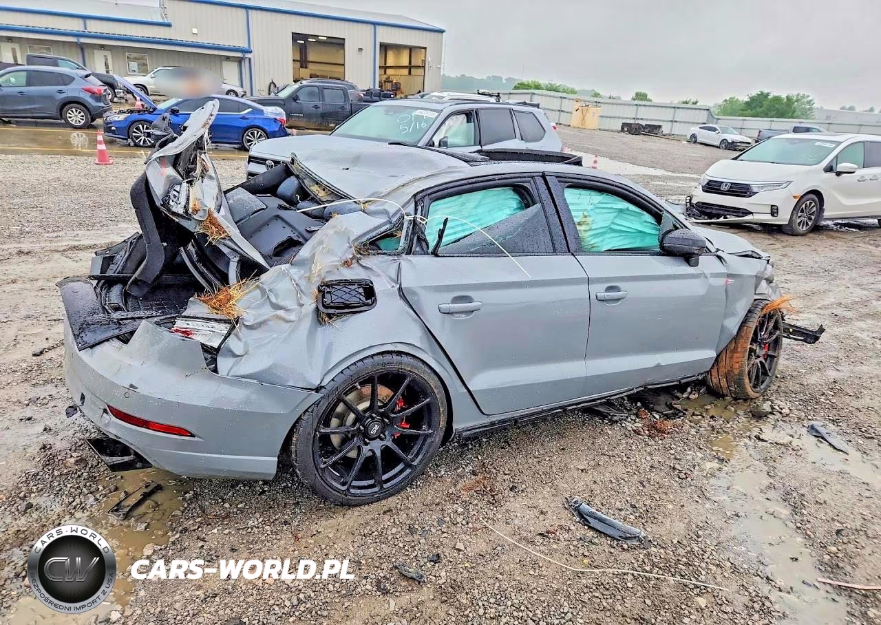 2020 Audi Rs3 VIN:WUABWGFF8LA901968 - 3