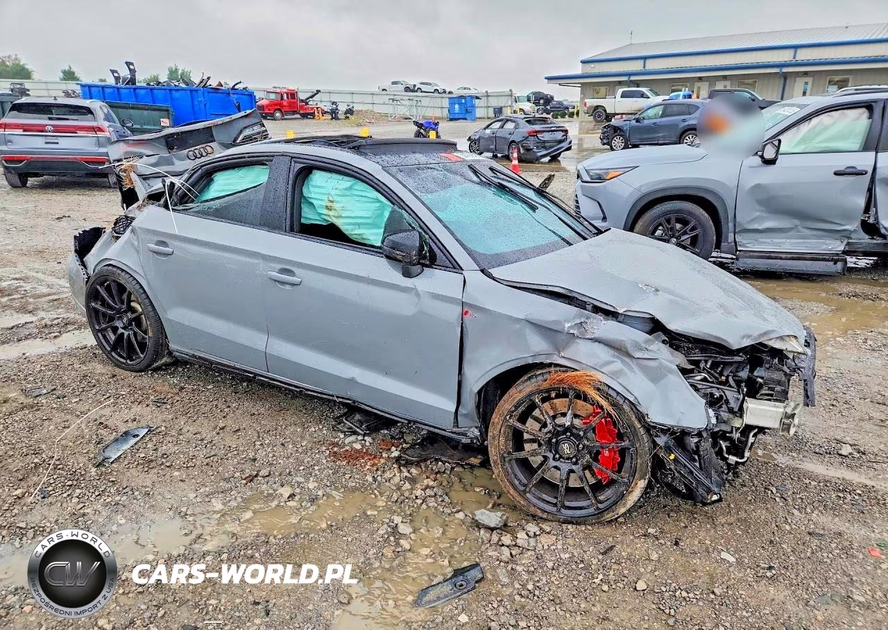 2020 Audi Rs3 VIN:WUABWGFF8LA901968 - 4