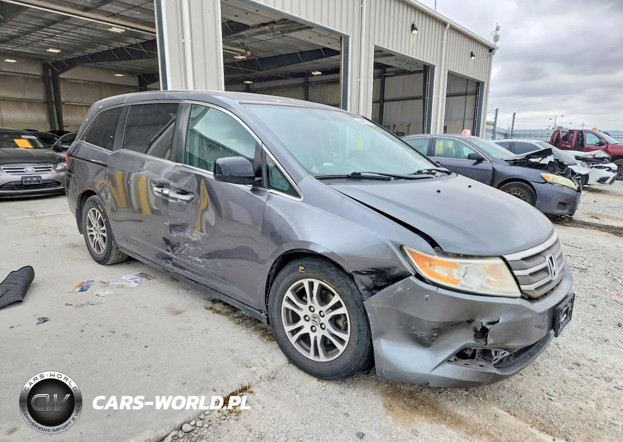 2013 Honda Odyssey Exl VIN:5FNRL5H64DB032736 - 4