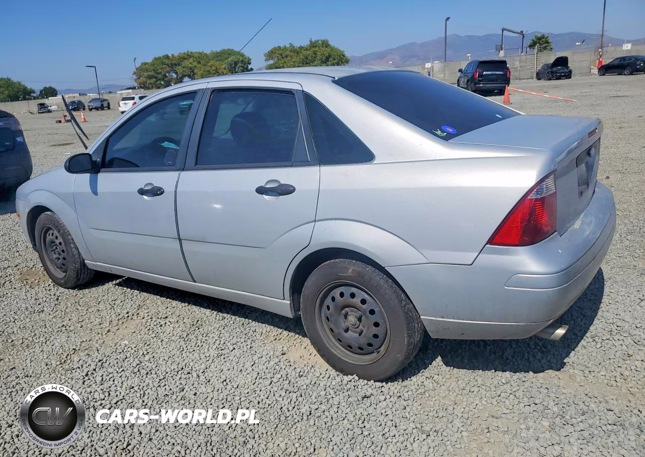 2005 Ford Focus Zx4 VIN:1FAFP34N75W148718 - 2