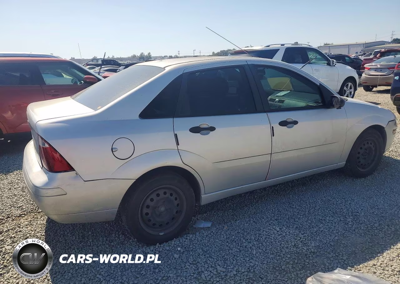 2005 Ford Focus Zx4 VIN:1FAFP34N75W148718 - 3
