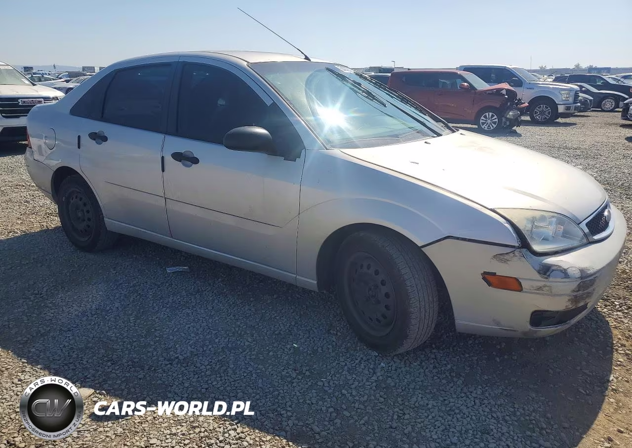 2005 Ford Focus Zx4 VIN:1FAFP34N75W148718 - 4