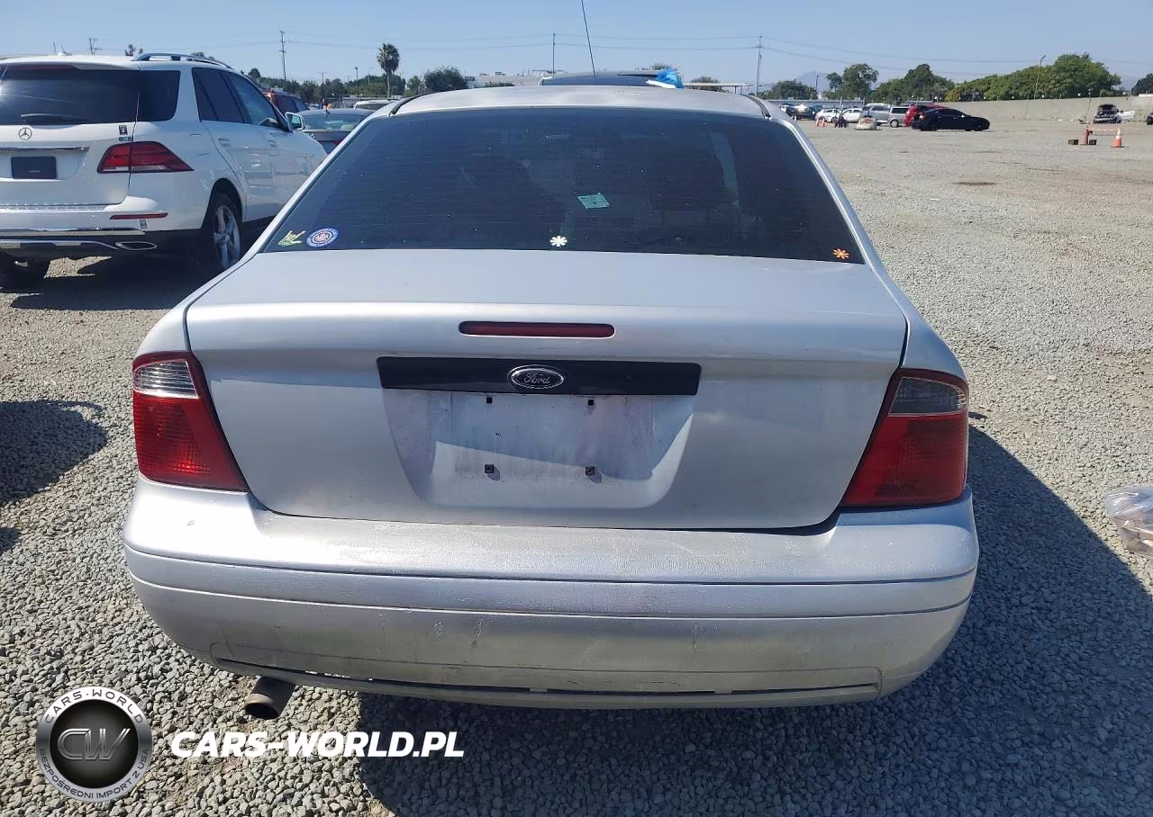2005 Ford Focus Zx4 VIN:1FAFP34N75W148718 - 6
