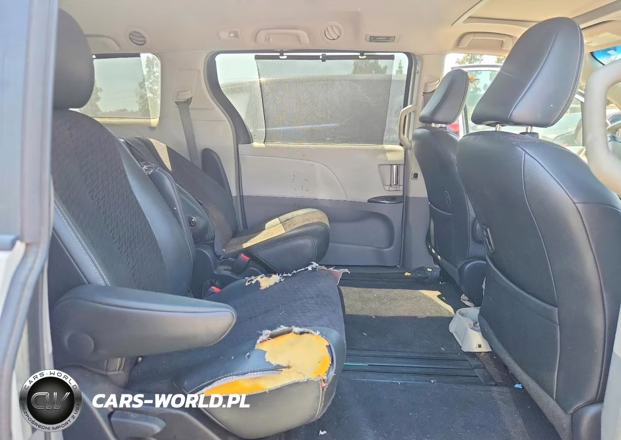 2011 Toyota Sienna Sport VIN:5TDXK3DC0BS043171 - 10