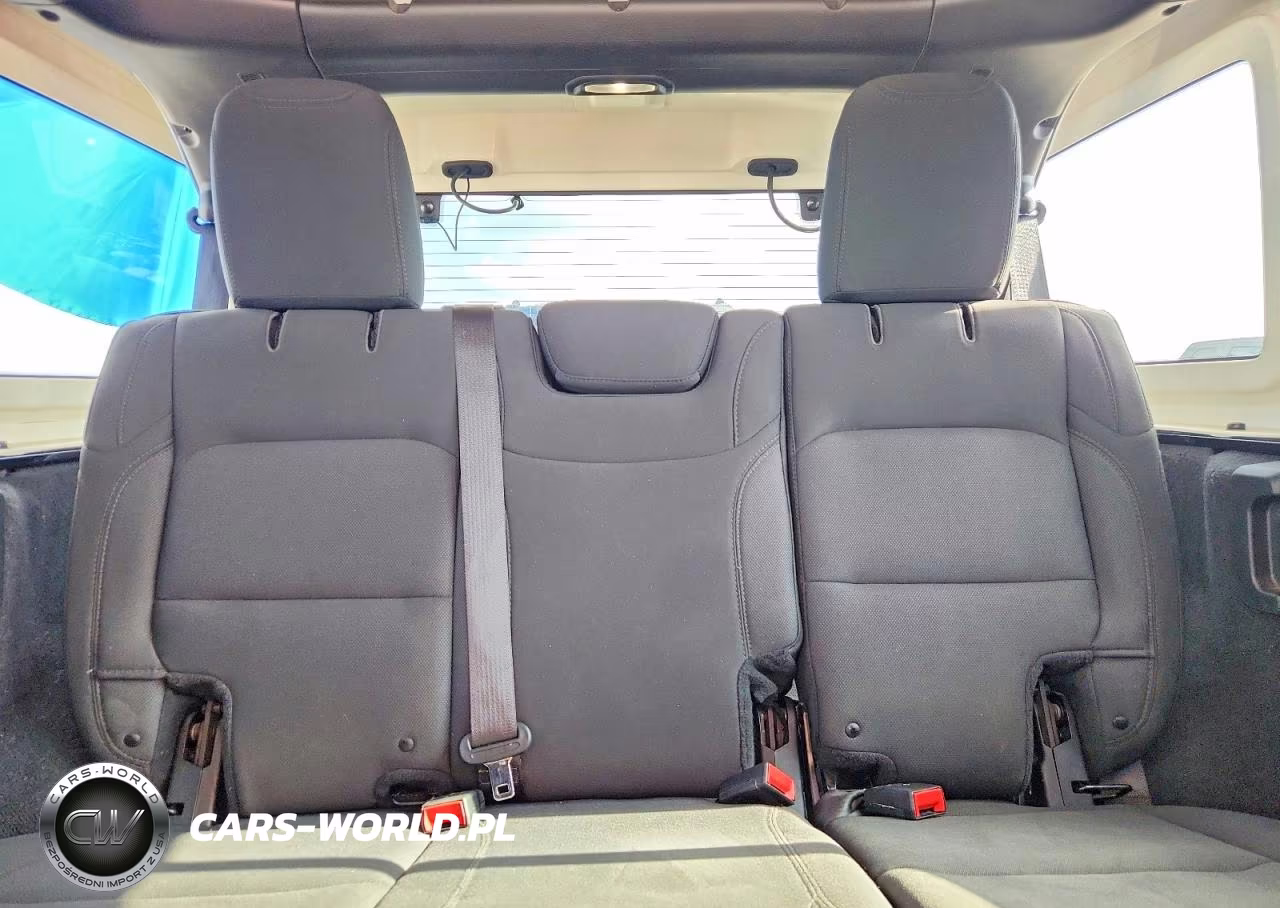 2019 Jeep Wrangler Unlimited Sport VIN:1C4HJXDG9KW518821 - 10