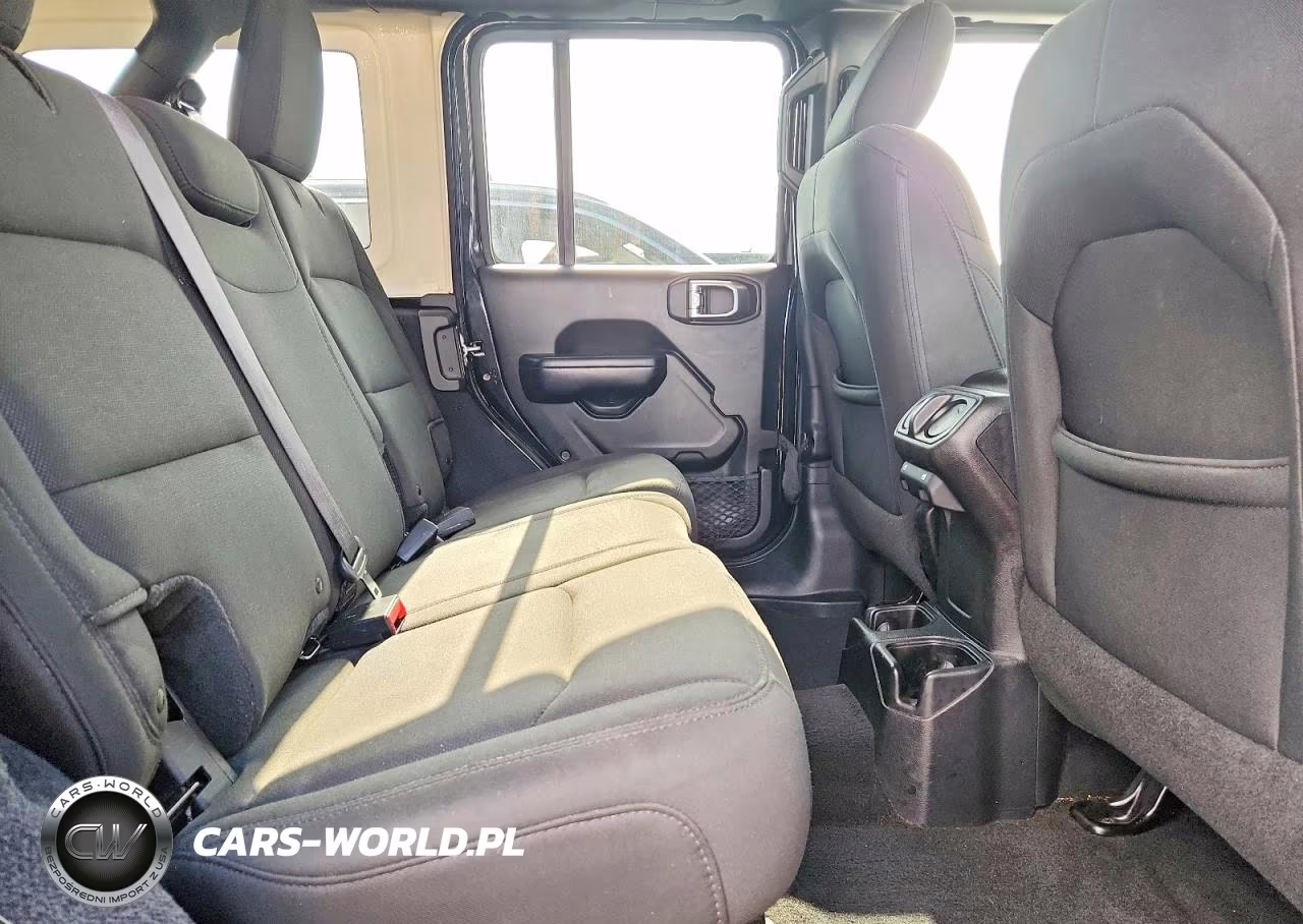 2019 Jeep Wrangler Unlimited Sport VIN:1C4HJXDG9KW518821 - 11