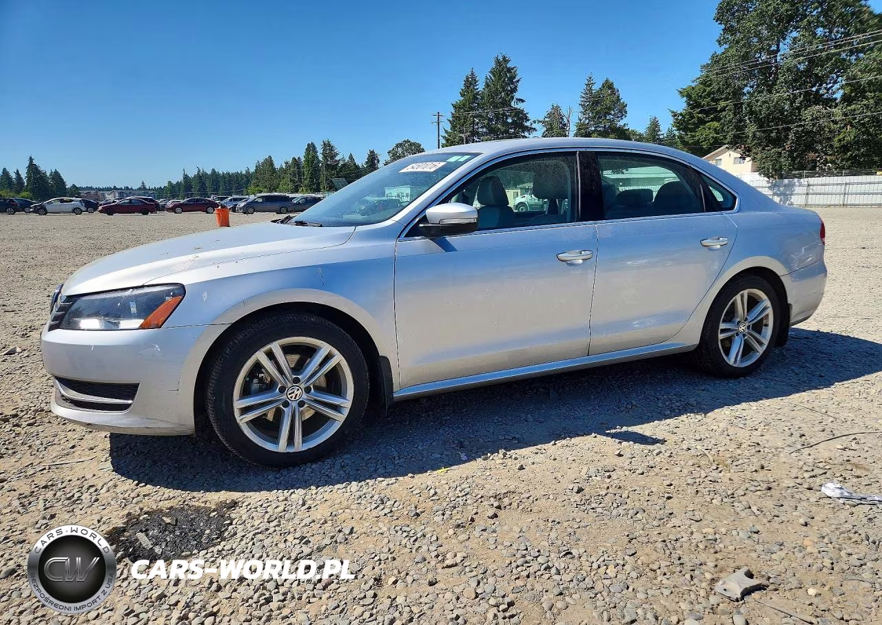 2014 Volkswagen Passat 1.8T Se – zdjęcie 1 z 12