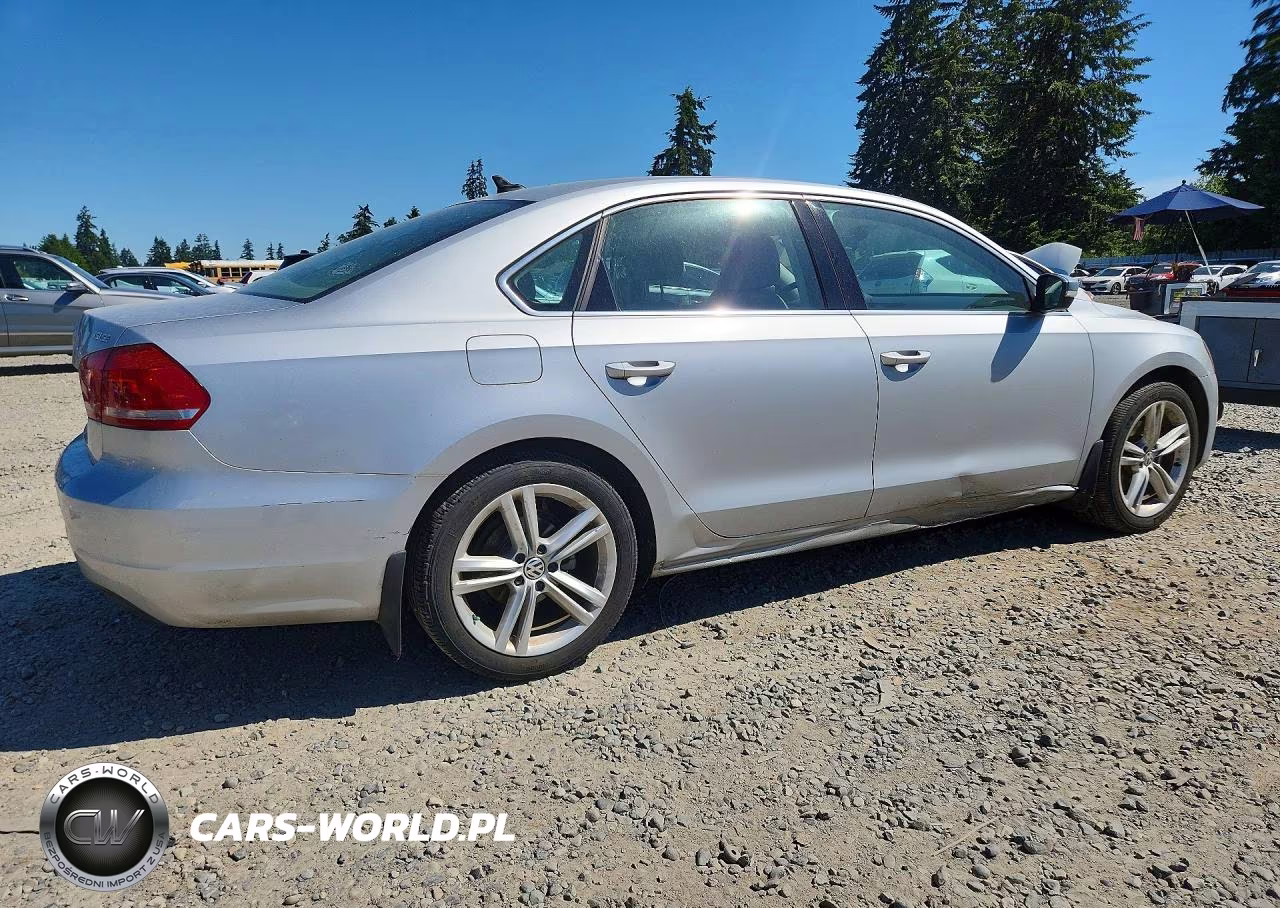 2014 Volkswagen Passat 1.8T Se VIN:1VWBT7A39EC108735 - 3
