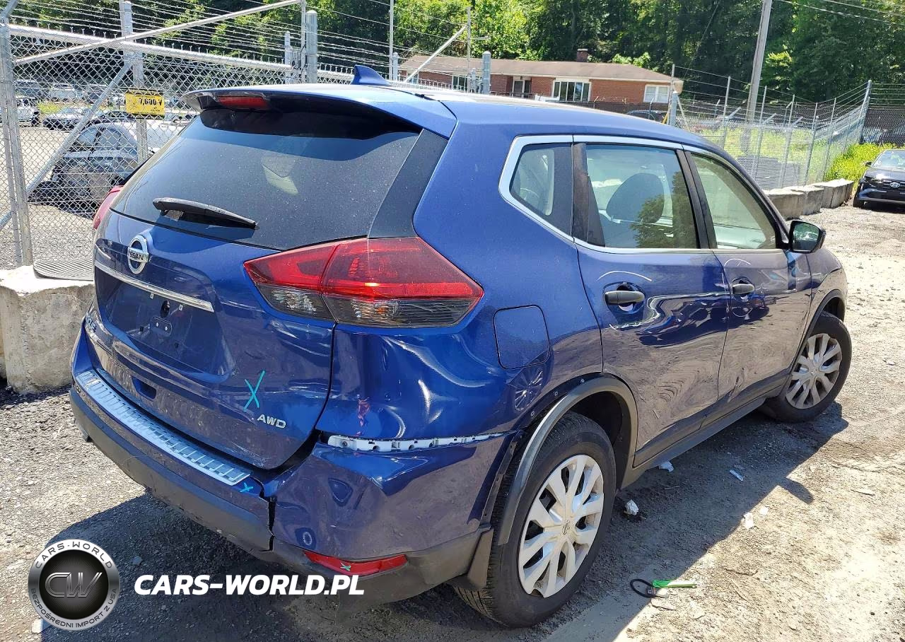 2018 Nissan Rogue S VIN:5N1AT2MV3JC792329 - 3