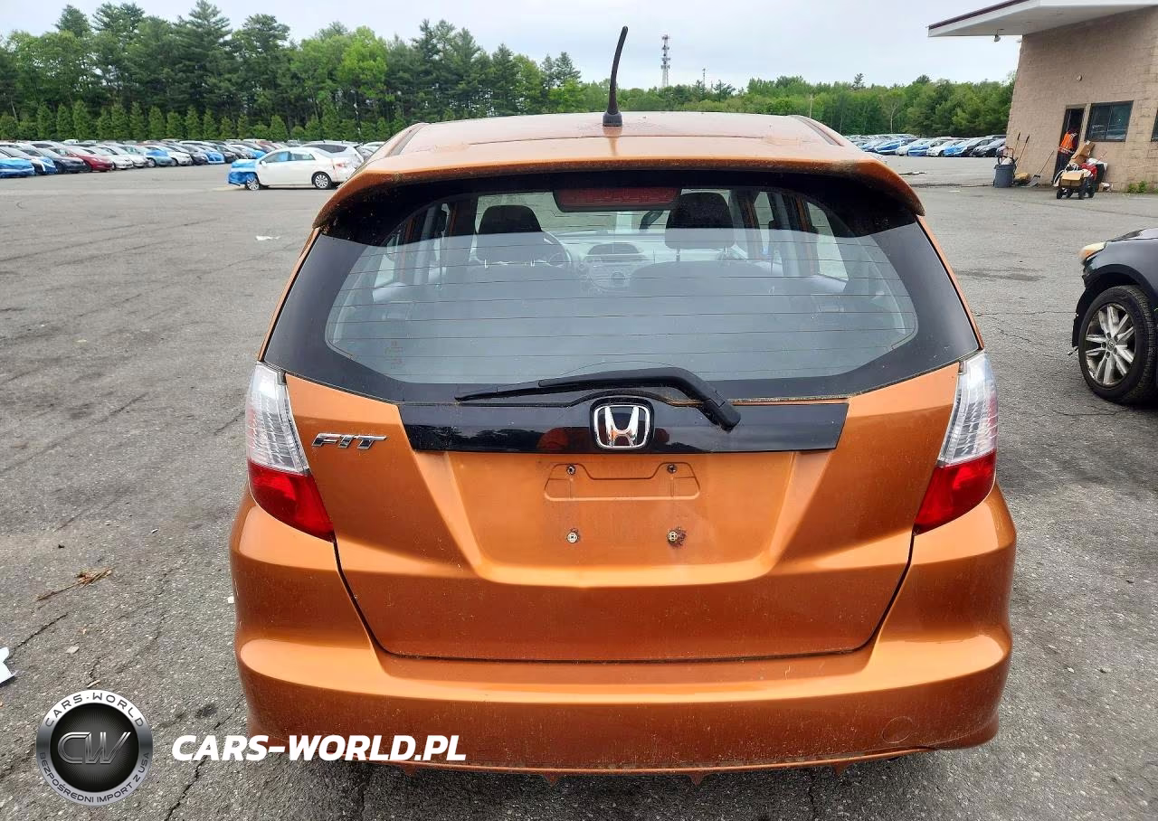 2010 Honda Fit Sport VIN:JHMGE8H47AS003939 - 6
