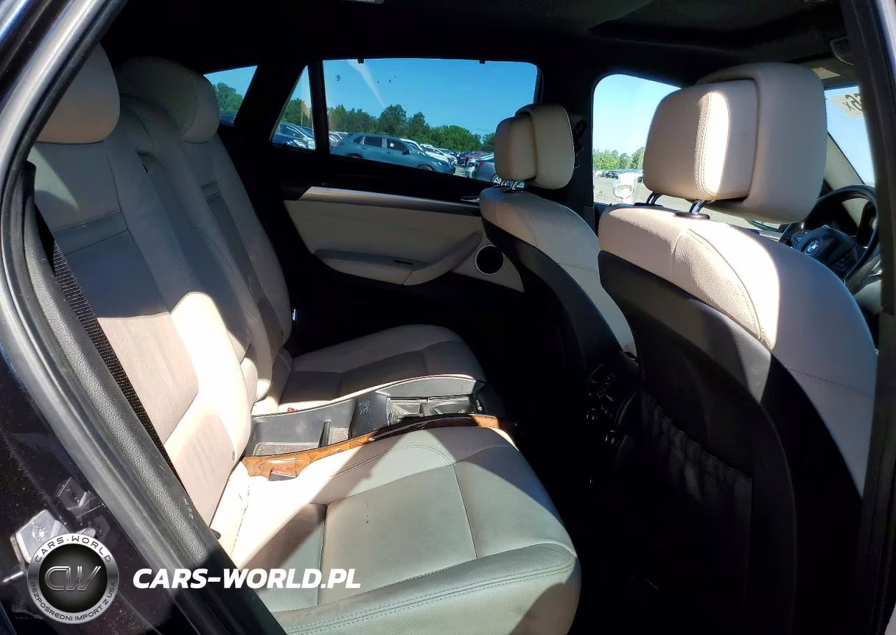 2014 BMW X6 xDrive50I VIN:5UXFG8C53EL592980 - 11