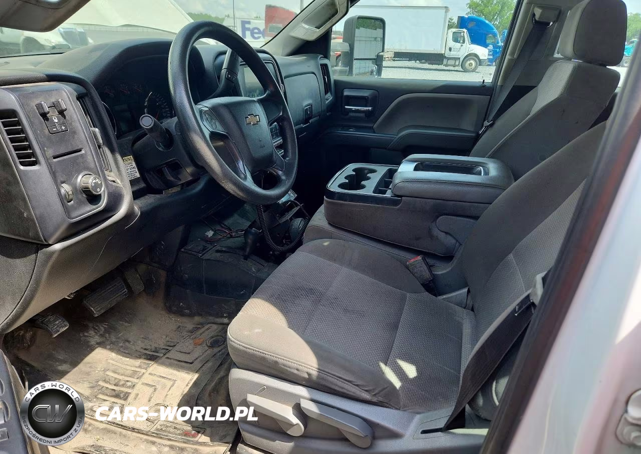 2018 Chevrolet Silverado K3500 VIN:1GB2KYEG2JZ213427 - 7