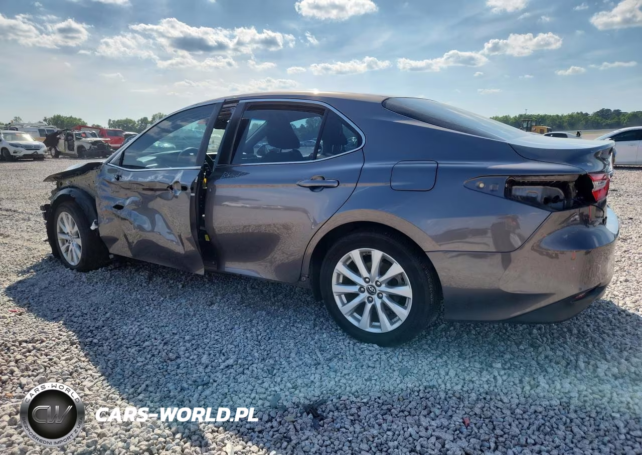 2018 Toyota Camry Le VIN:4T1B11HK6JU052577 - 2