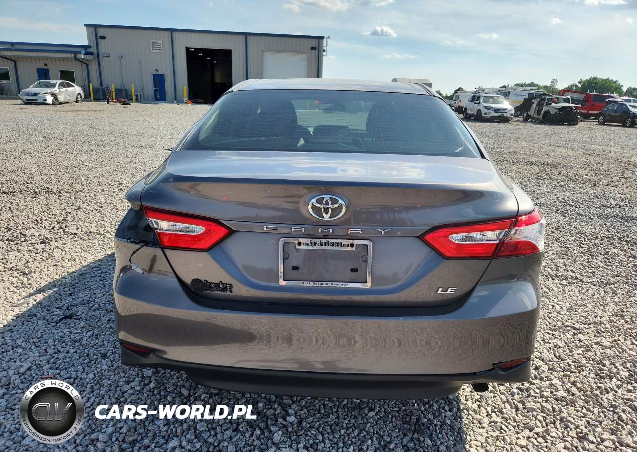 2018 Toyota Camry Le VIN:4T1B11HK6JU052577 - 6
