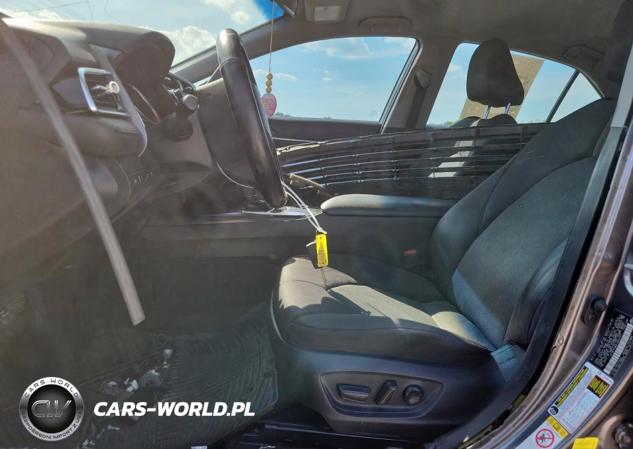 2018 Toyota Camry Le VIN:4T1B11HK6JU052577 - 7