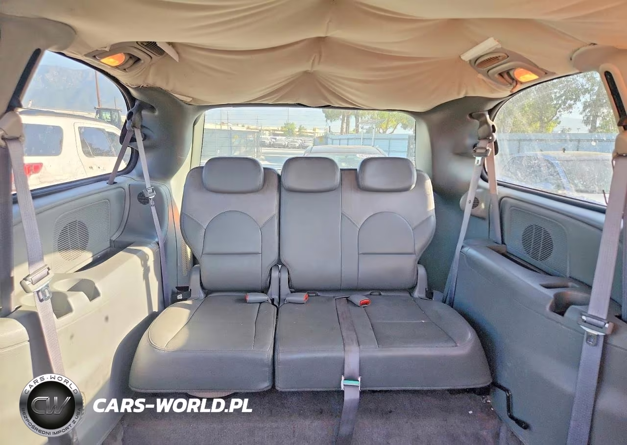 2007 Chrysler Town & Country Limited VIN:2A4GP64L57R314691 - 10