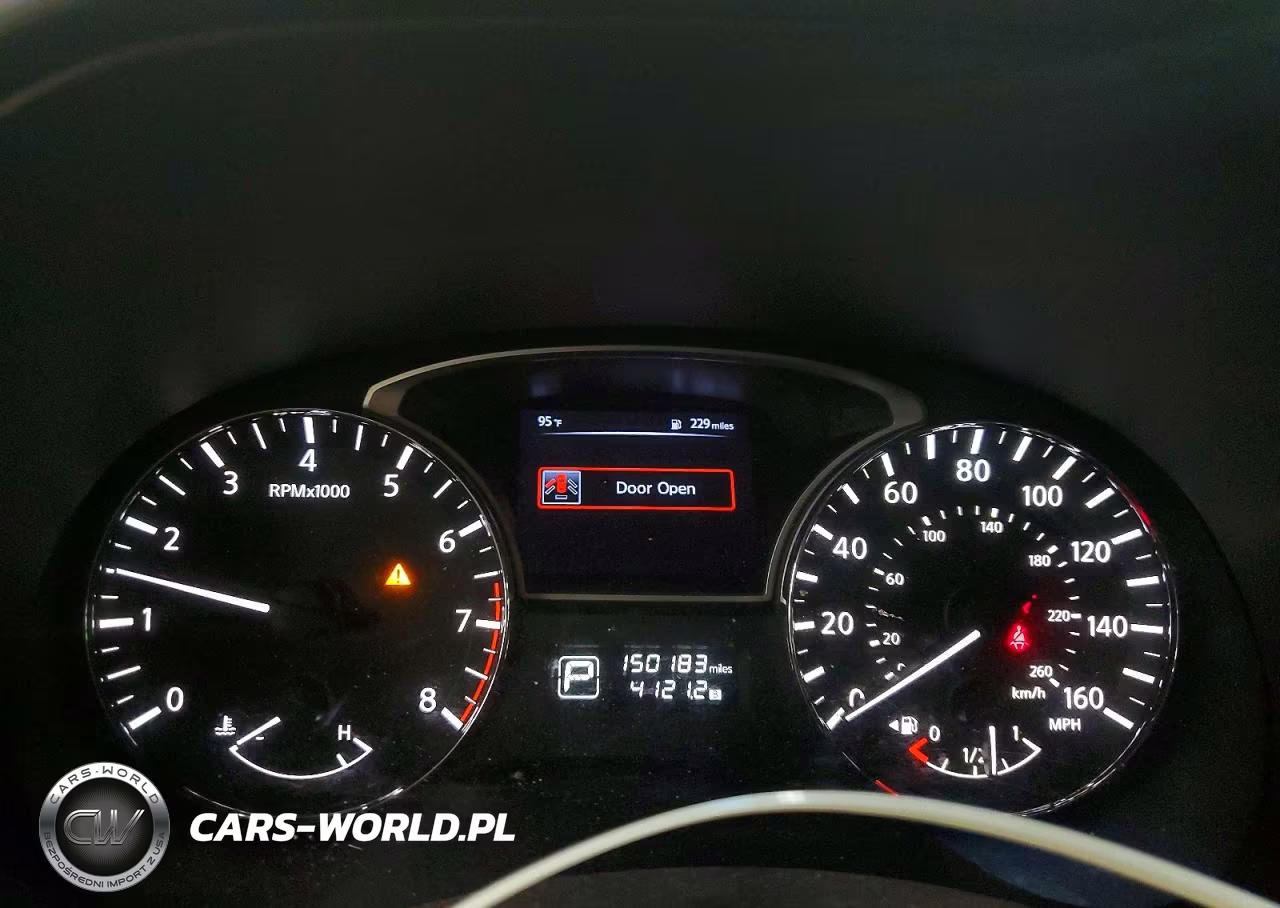 2015 Nissan Pathfinder S VIN:5N1AR2MNXFC643549 - 9