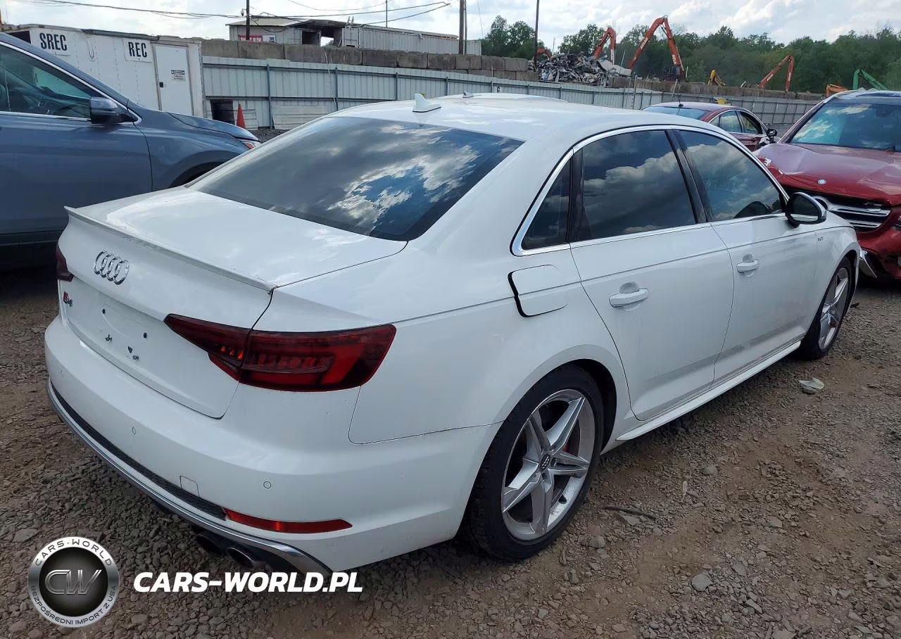 2018 Audi S4 Premium Plus VIN:WAUB4AF42JA019445 - 3