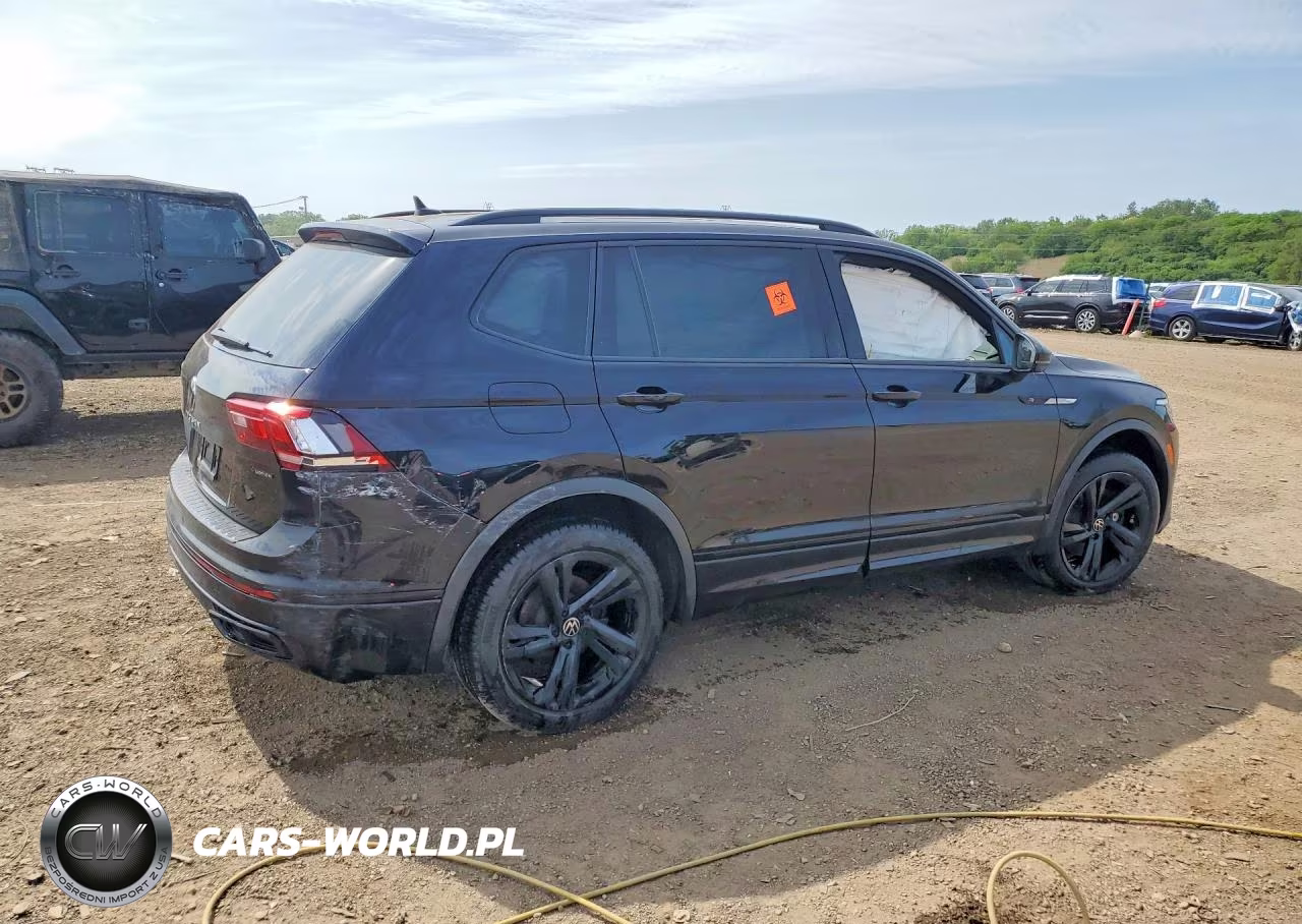 2023 Volkswagen Tiguan Se R-Line Black VIN:3VV8B7AX4PM013554 - 3