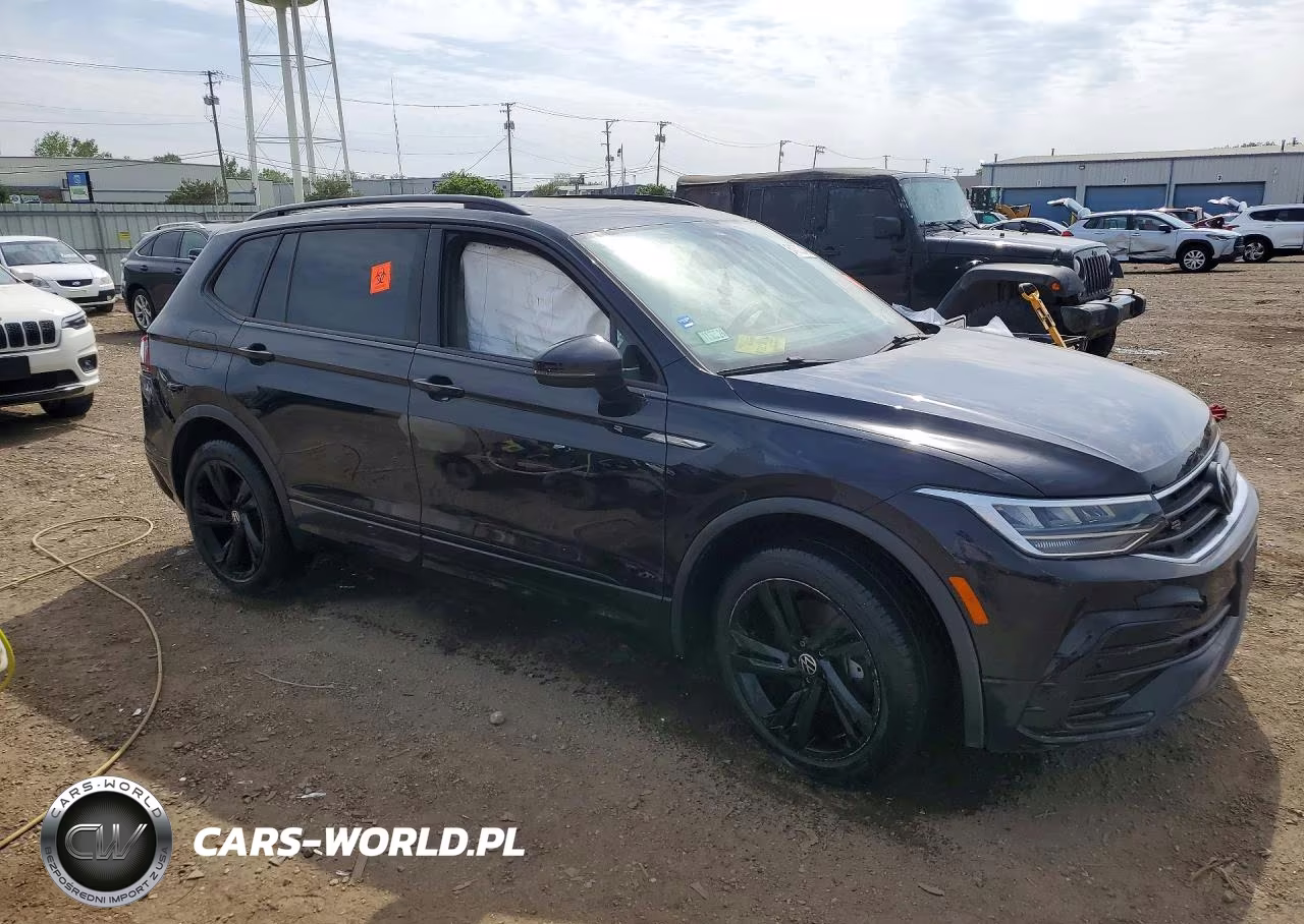 2023 Volkswagen Tiguan Se R-Line Black VIN:3VV8B7AX4PM013554 - 4