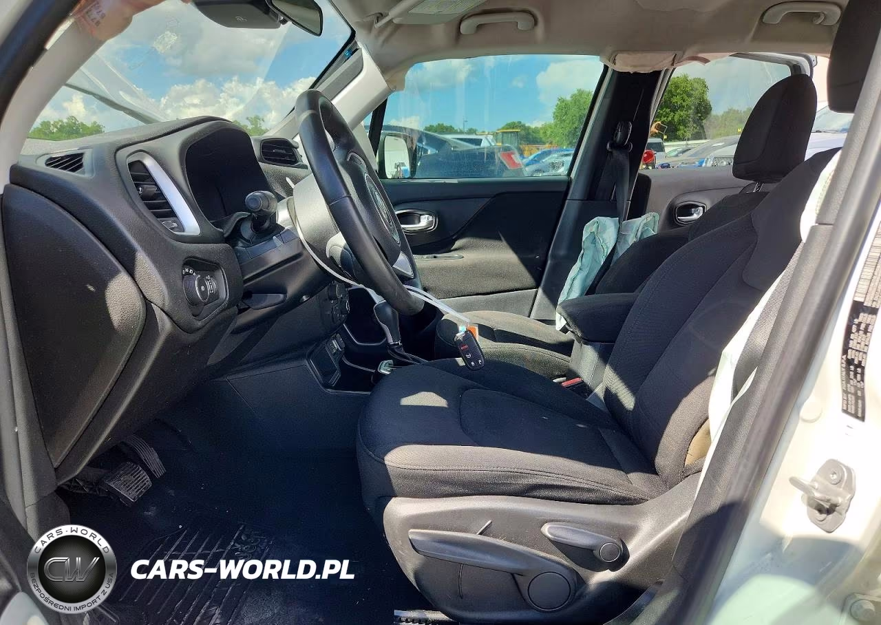 2018 Jeep Renegade Latitude VIN:ZACCJABB7JPG80604 - 7