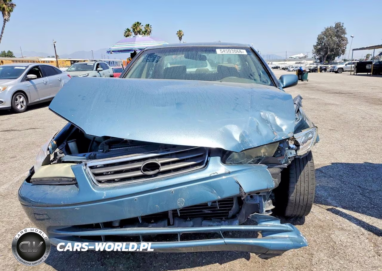 2001 Toyota Camry Le VIN:4T1BG22K91U857065 - 5