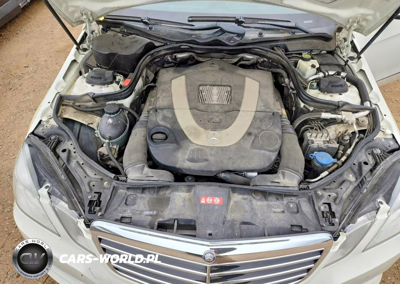 2011 Mercedes-Benz E 550 4Matic VIN:WDDHF9AB2BA502324 - 11