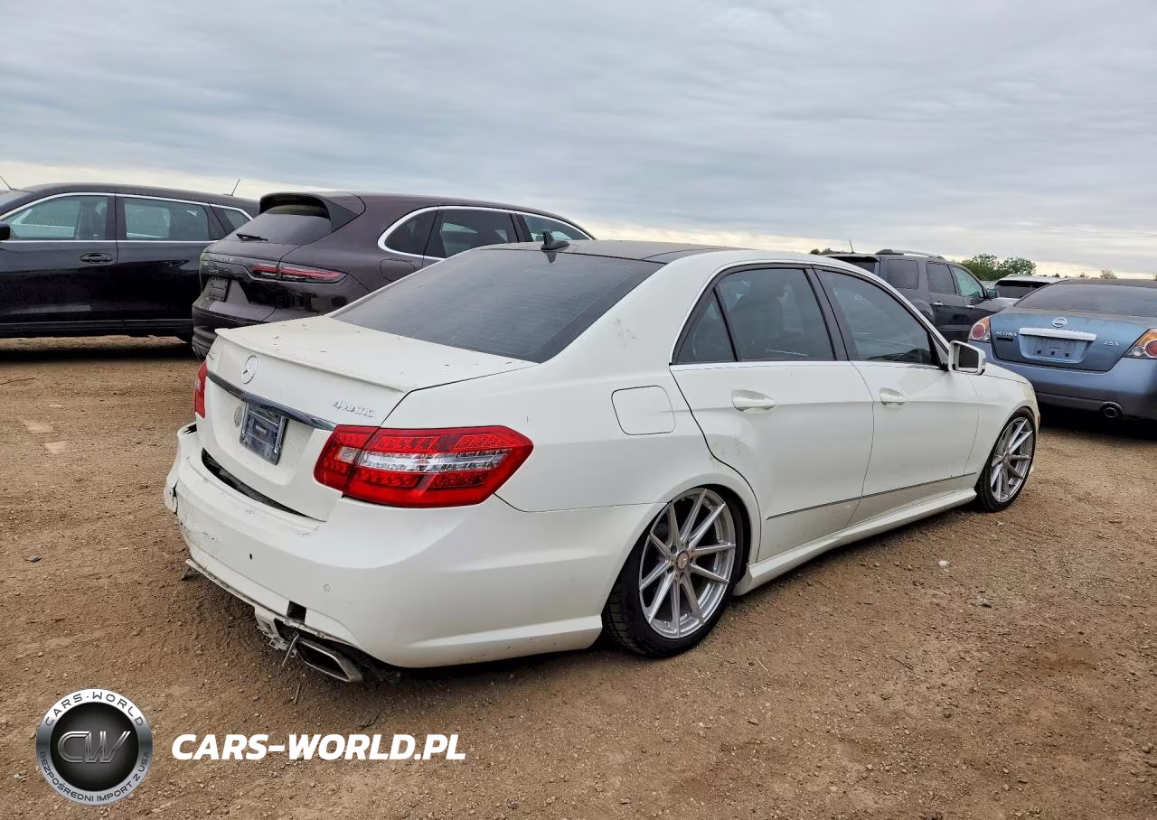 2011 Mercedes-Benz E 550 4Matic VIN:WDDHF9AB2BA502324 - 3