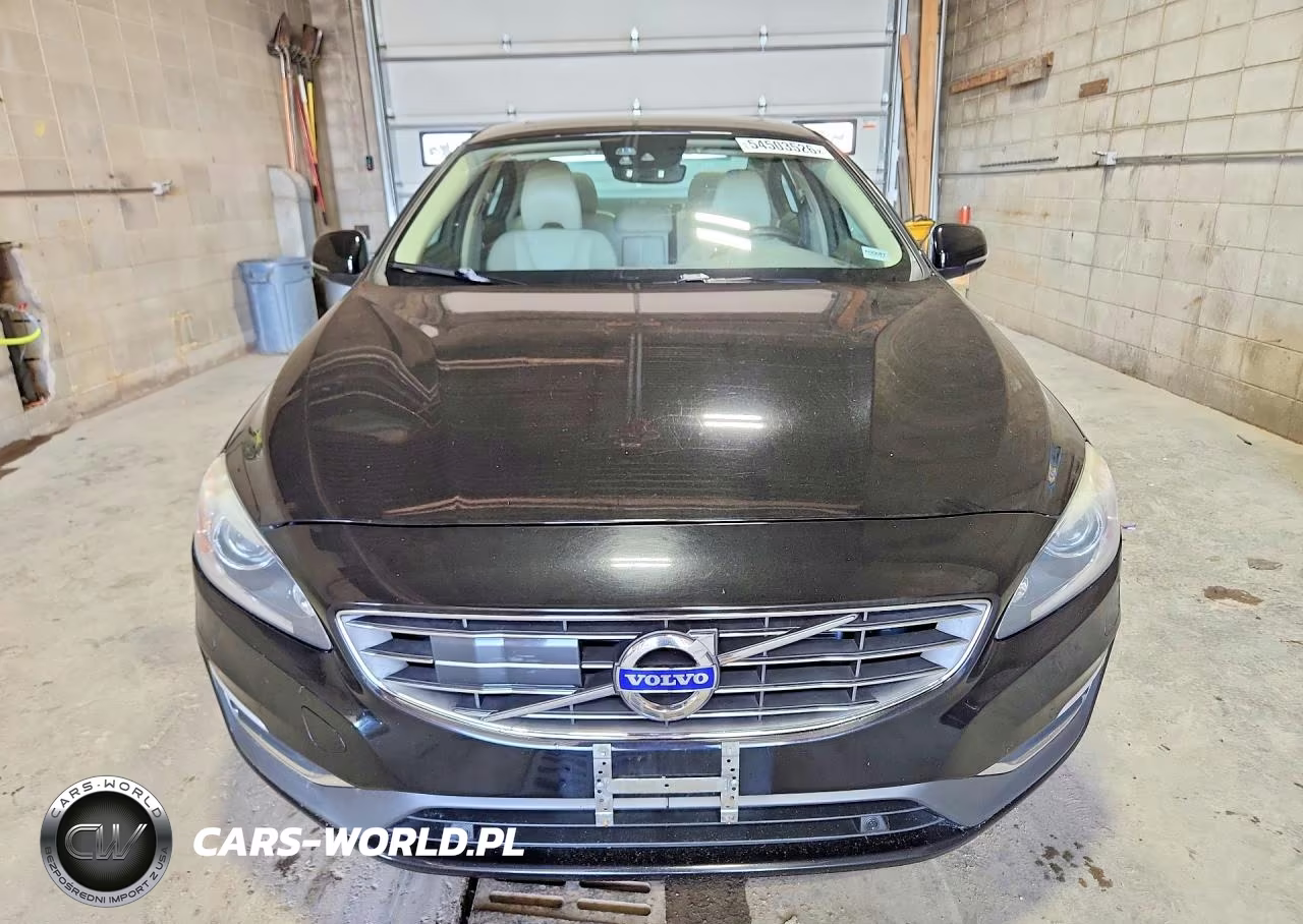 2018 Volvo S60 Platinum VIN:LYV402HMXJB179852 - 5