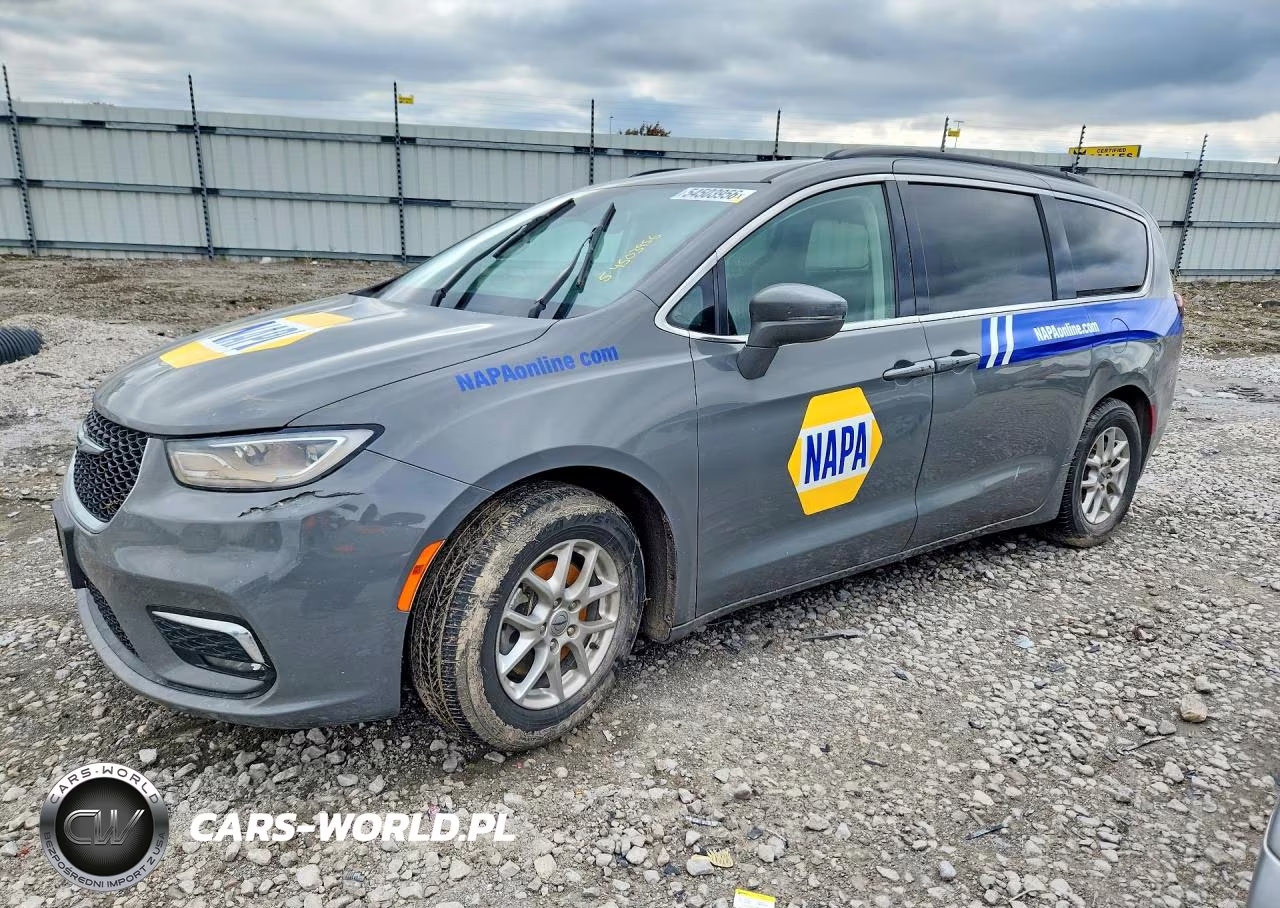 2022 Chrysler Pacifica Touring L