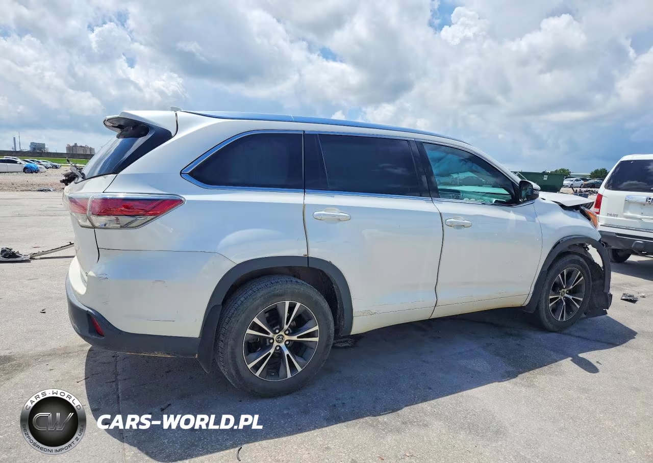 2016 Toyota Highlander Xle VIN:5TDKKRFH3GS145500 - 3