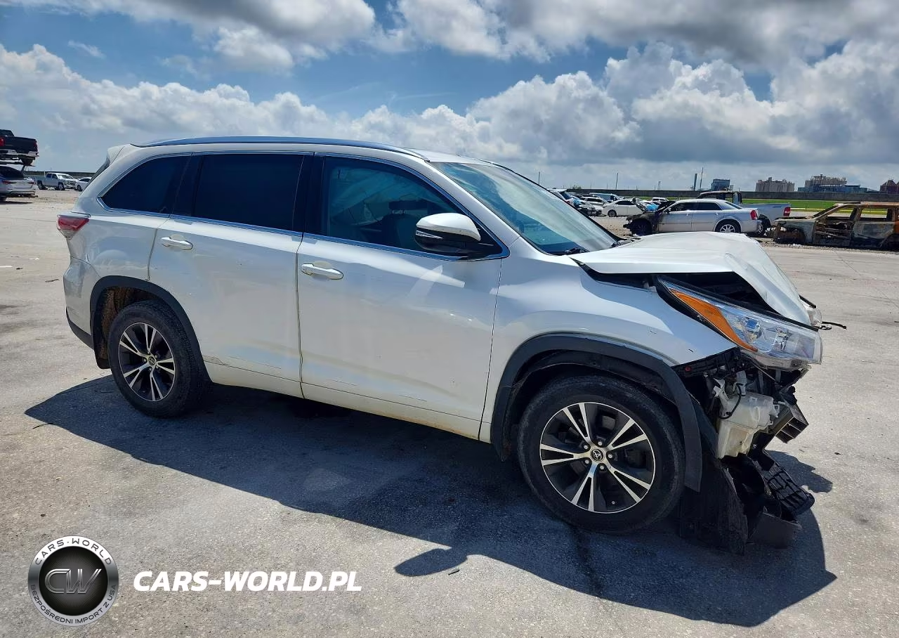 2016 Toyota Highlander Xle VIN:5TDKKRFH3GS145500 - 4