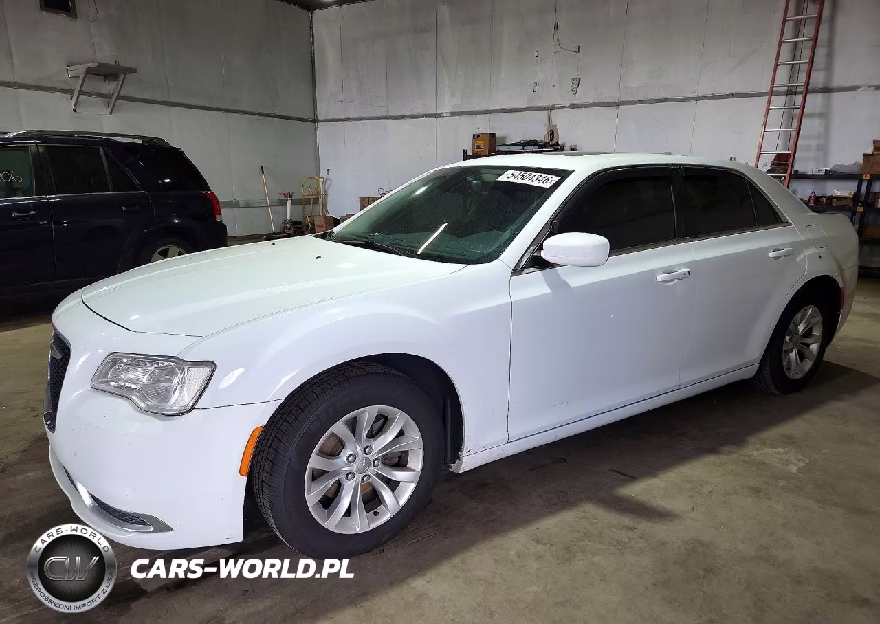 2016 Chrysler 300 Limited