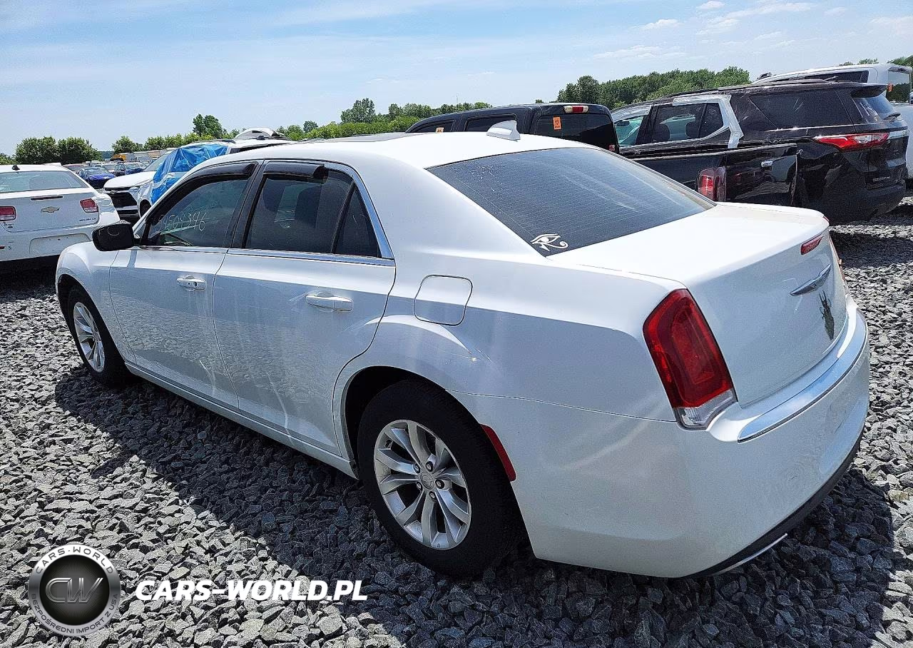 2016 Chrysler 300 Limited VIN:2C3CCAAG1GH211885 - 2