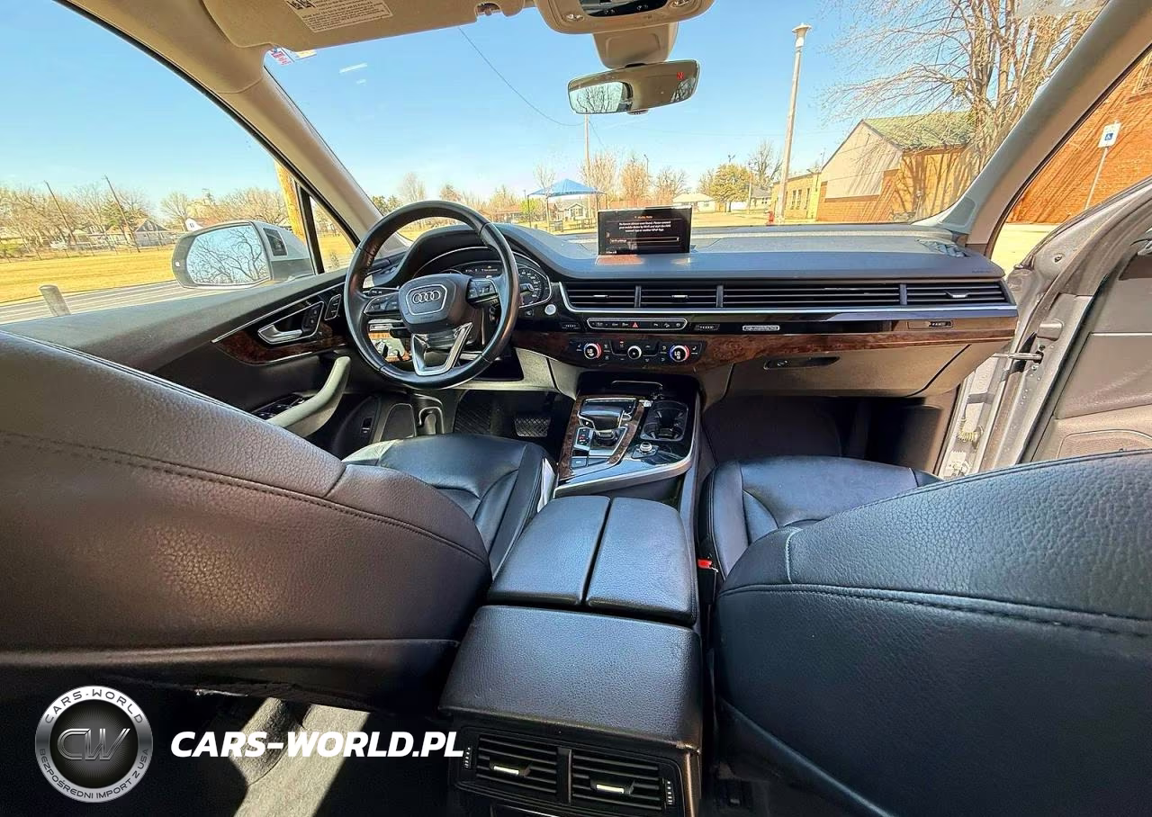 2018 Audi Q7 Premium Plus VIN:WA1LAAF72JD046552 - 9