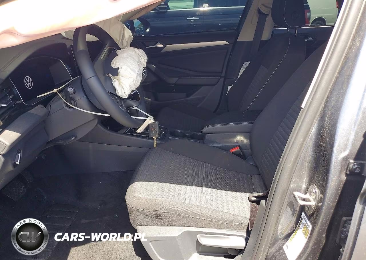 2026 Volkswagen Jetta S VIN:3VW5W7BU3TM047888 - 7