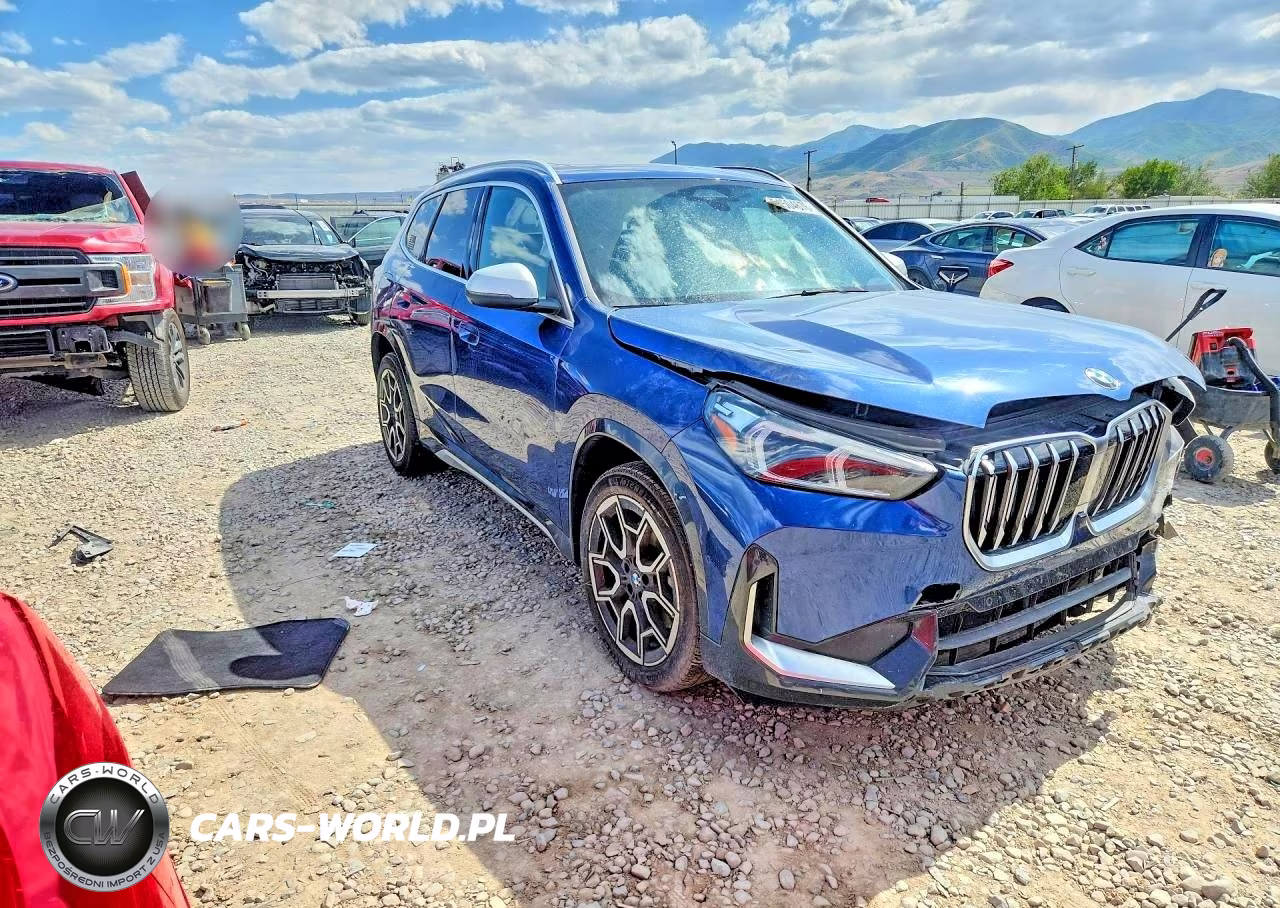 2024 BMW X1 xDrive28I VIN:WBX73EF00R5Z51277 - 4