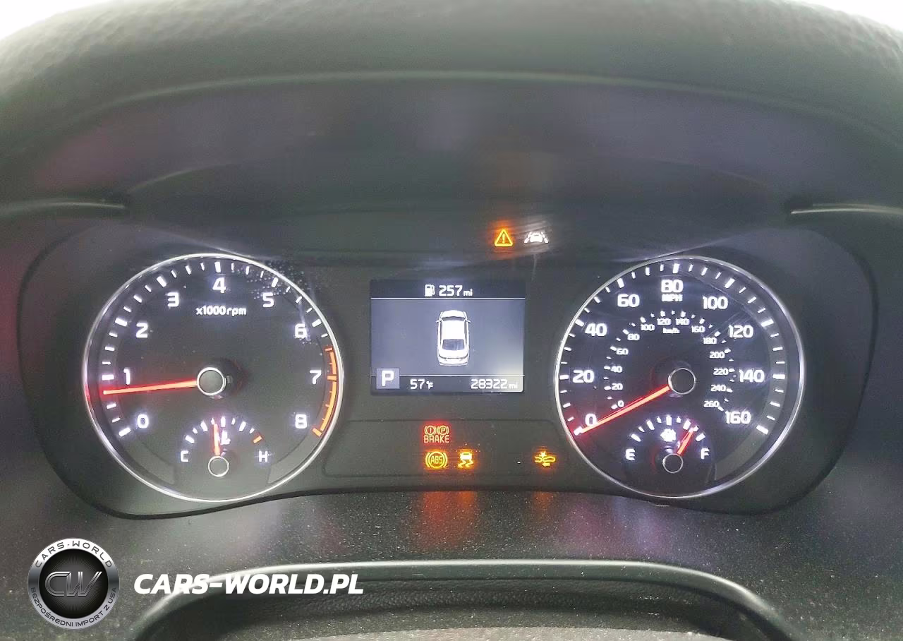 2021 Kia Forte Lxs VIN:3KPF24AD1ME409151 - 9