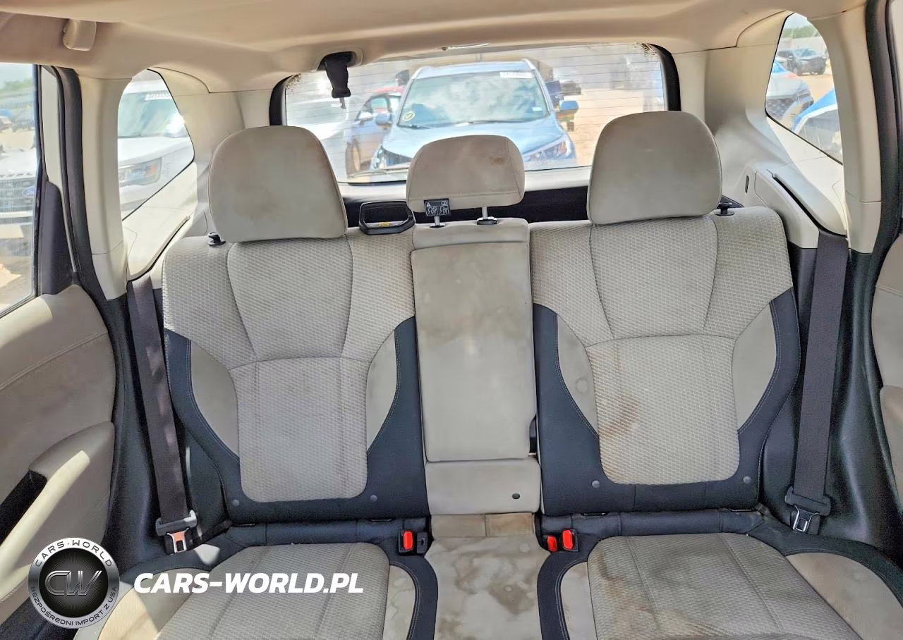 2019 Subaru Forester Premium VIN:JF2SKAEC2KH443087 - 10