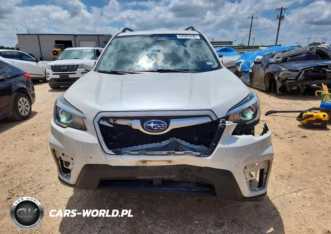 2019 Subaru Forester Premium VIN:JF2SKAEC2KH443087 - 5